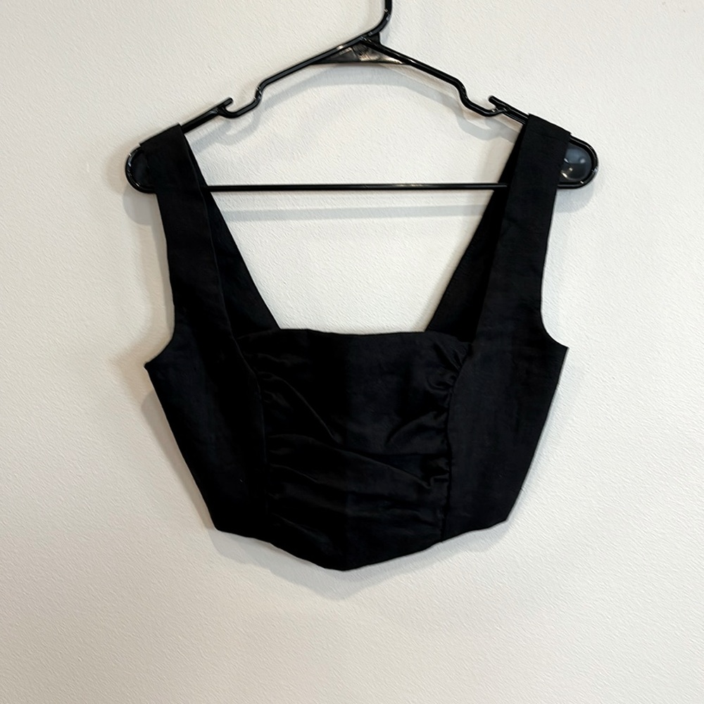 RUMER Tully Linen Crop Top